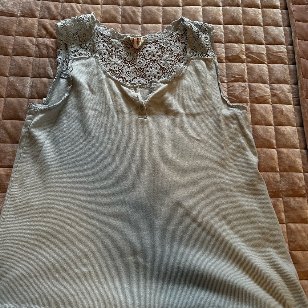 Sundance Gray Lace Detail Top